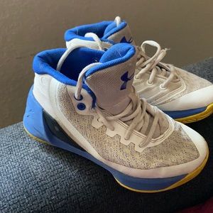 Under Armour Kids Sneakers Size 12